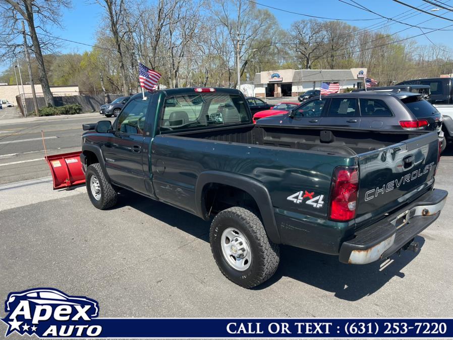 2004 Chevrolet Silverado 2500HD Reg Cab 133" WB 4WD, available for sale in Selden, New York | Apex Auto. Selden, New York 2004 Chevrolet Silverado 2500HD Reg Cab 133" WB 4WD, available for sale in Selden, New York | Apex Auto. Selden, New York
