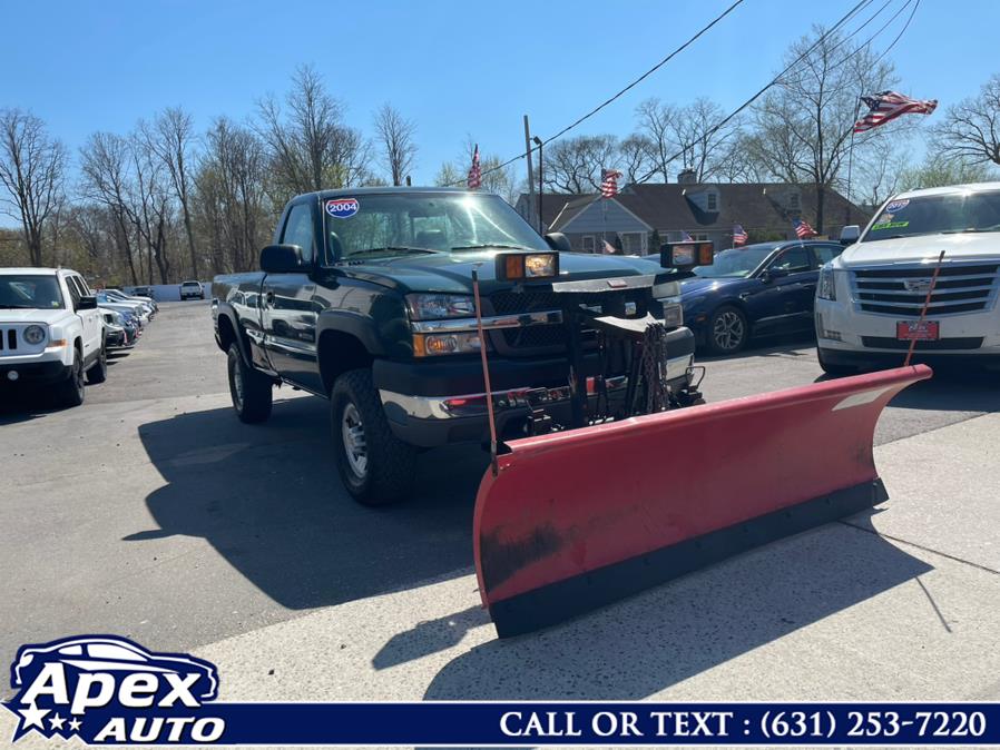 2004 Chevrolet Silverado 2500HD Reg Cab 133" WB 4WD, available for sale in Selden, New York | Apex Auto. Selden, New York 2004 Chevrolet Silverado 2500HD Reg Cab 133" WB 4WD, available for sale in Selden, New York | Apex Auto. Selden, New York