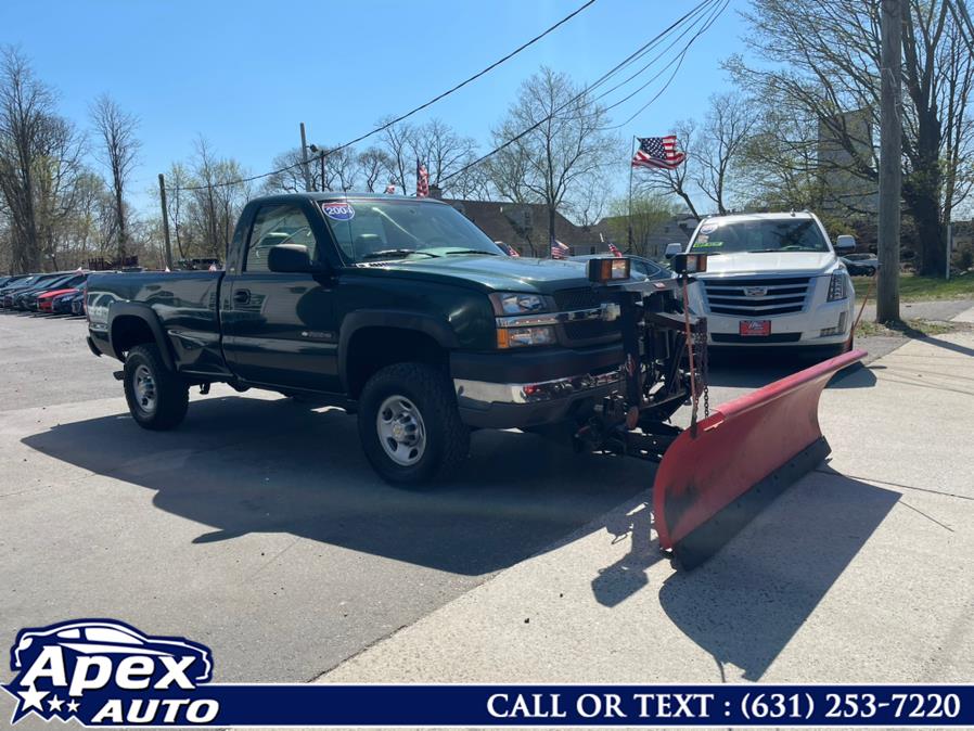 2004 Chevrolet Silverado 2500HD Reg Cab 133" WB 4WD, available for sale in Selden, New York | Apex Auto. Selden, New York 2004 Chevrolet Silverado 2500HD Reg Cab 133" WB 4WD, available for sale in Selden, New York | Apex Auto. Selden, New York