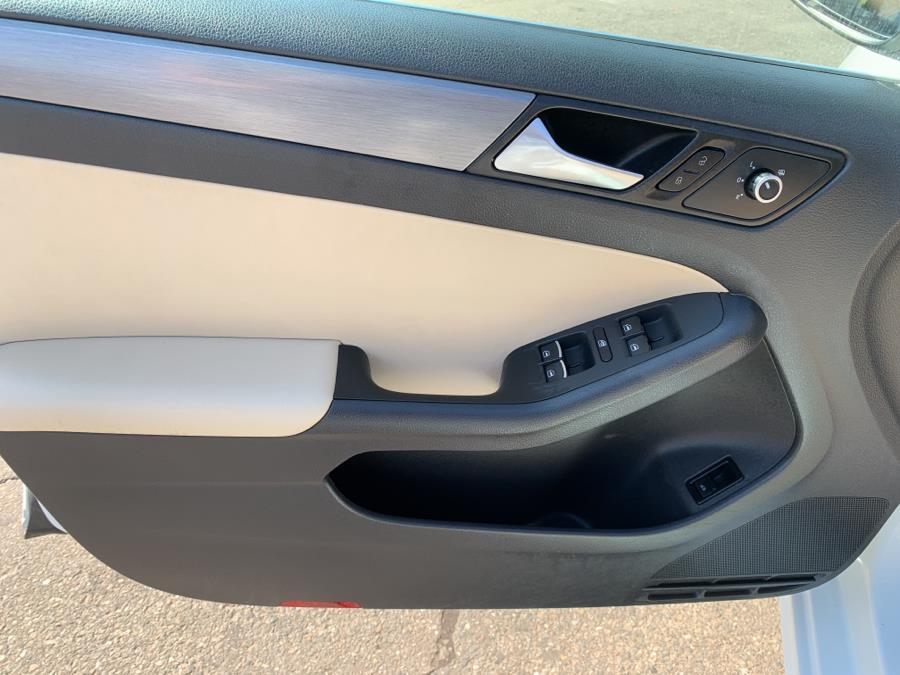 2014 Volkswagen Jetta Sedan 4dr Man TDI, available for sale in Springfield, Massachusetts | Absolute Motors Inc. Springfield, Massachusetts 2014 Volkswagen Jetta Sedan 4dr Man TDI, available for sale in Springfield, Massachusetts | Absolute Motors Inc. Springfield, Massachusetts