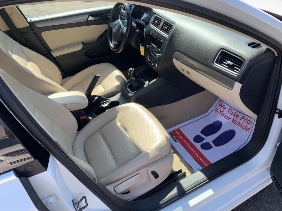 2014 Volkswagen Jetta Sedan 4dr Man TDI, available for sale in Springfield, Massachusetts | Absolute Motors Inc. Springfield, Massachusetts 2014 Volkswagen Jetta Sedan 4dr Man TDI, available for sale in Springfield, Massachusetts | Absolute Motors Inc. Springfield, Massachusetts