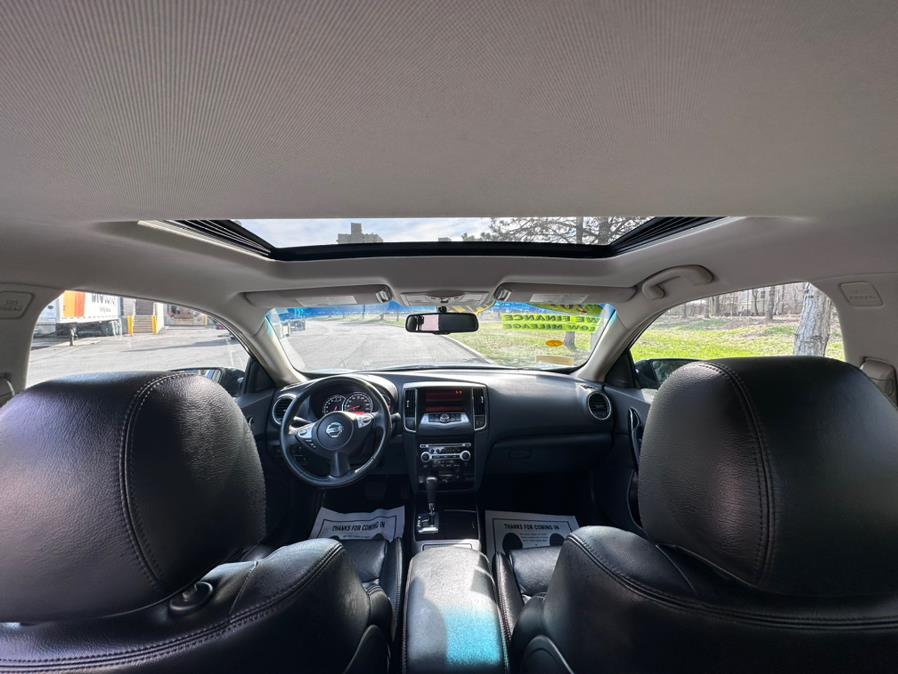 2010 Nissan Maxima 4dr Sdn V6 CVT 3.5 SV, available for sale in Revere, Massachusetts | Wonderland Auto. Revere, Massachusetts 2010 Nissan Maxima 4dr Sdn V6 CVT 3.5 SV, available for sale in Revere, Massachusetts | Wonderland Auto. Revere, Massachusetts
