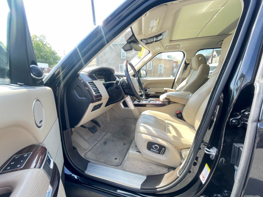 2017 Land Rover Range Rover V6 Supercharged HSE SWB, available for sale in Newark , New Jersey | Champion Used Auto Sales 2. Newark , New Jersey 2017 Land Rover Range Rover V6 Supercharged HSE SWB, available for sale in Newark , New Jersey | Champion Used Auto Sales 2. Newark , New Jersey