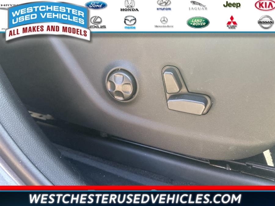 2019 Jeep Cherokee Limited, available for sale in White Plains, New York | Westchester Used Vehicles. White Plains, New York 2019 Jeep Cherokee Limited, available for sale in White Plains, New York | Westchester Used Vehicles. White Plains, New York