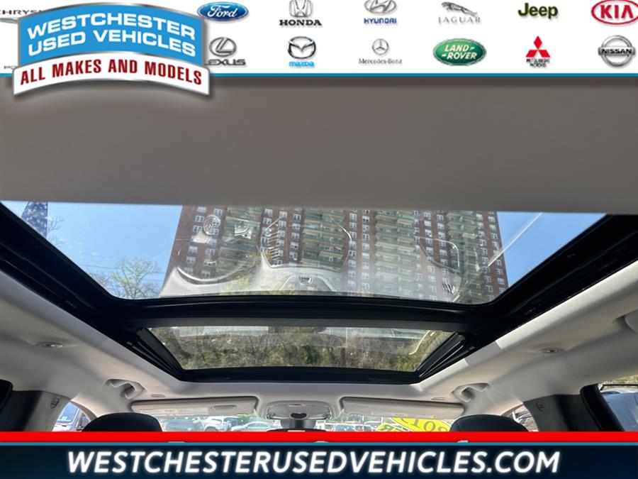 2019 Jeep Cherokee Limited, available for sale in White Plains, New York | Westchester Used Vehicles. White Plains, New York 2019 Jeep Cherokee Limited, available for sale in White Plains, New York | Westchester Used Vehicles. White Plains, New York