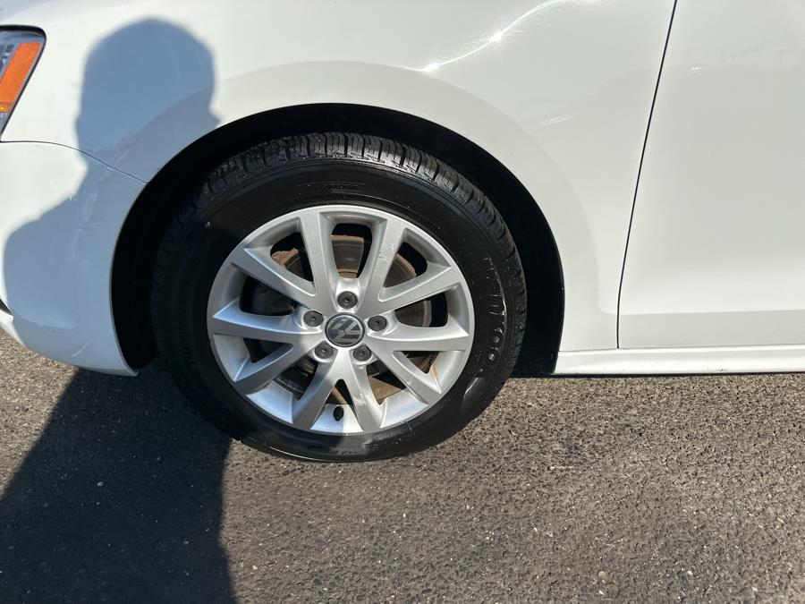 2014 VOLKSWAGEN JETTA SEDAN SE 4dr Auto SE PZEV, available for sale in Milford, Connecticut | Superior Motors LLC. Milford, Connecticut 2014 VOLKSWAGEN JETTA SEDAN SE 4dr Auto SE PZEV, available for sale in Milford, Connecticut | Superior Motors LLC. Milford, Connecticut