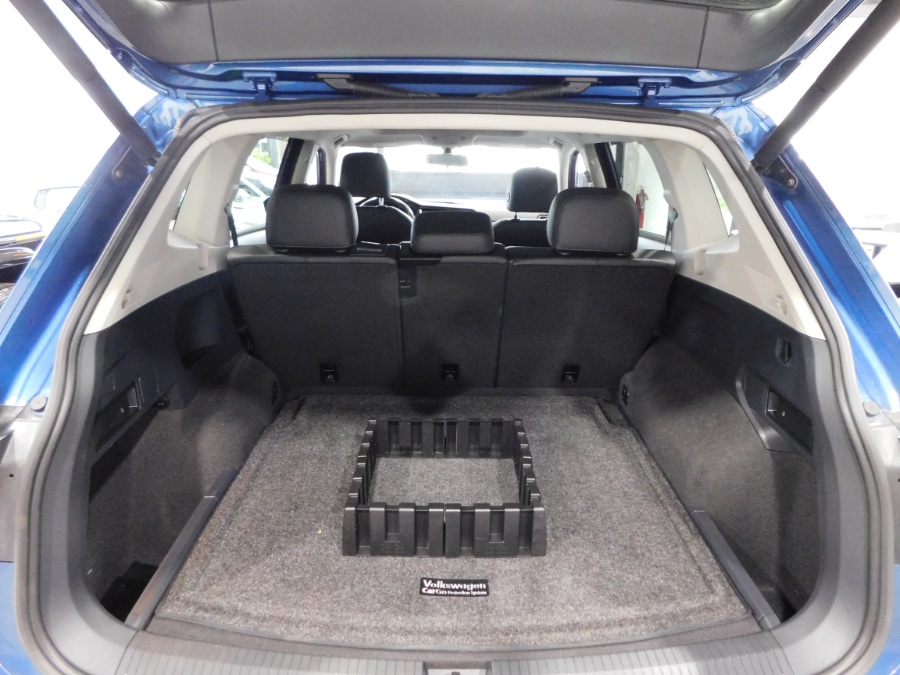 2018 Volkswagen Tiguan 2.0T SEL 4MOTION, available for sale in Lodi, New Jersey | Auto Gallery. Lodi, New Jersey 2018 Volkswagen Tiguan 2.0T SEL 4MOTION, available for sale in Lodi, New Jersey | Auto Gallery. Lodi, New Jersey