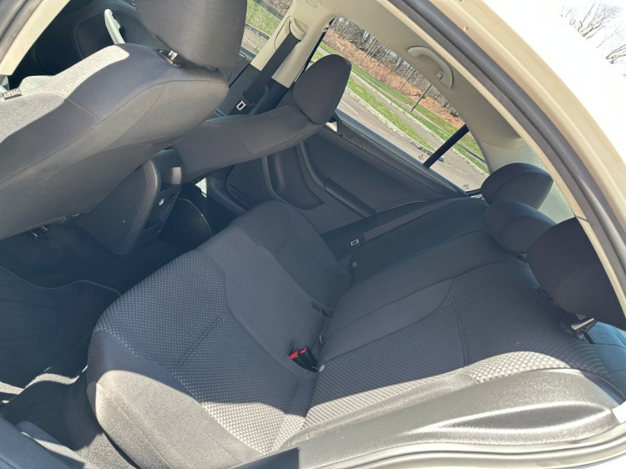 2014 Volkswagen Jetta Sedan 4dr Auto S, available for sale in Waterbury, Connecticut | WT Auto LLC. Waterbury, Connecticut 2014 Volkswagen Jetta Sedan 4dr Auto S, available for sale in Waterbury, Connecticut | WT Auto LLC. Waterbury, Connecticut