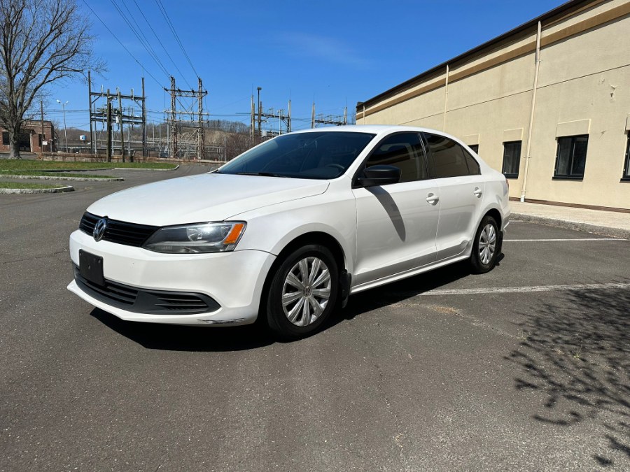 2014 Volkswagen Jetta Sedan 4dr Auto S, available for sale in Waterbury, Connecticut | WT Auto LLC. Waterbury, Connecticut 2014 Volkswagen Jetta Sedan 4dr Auto S, available for sale in Waterbury, Connecticut | WT Auto LLC. Waterbury, Connecticut