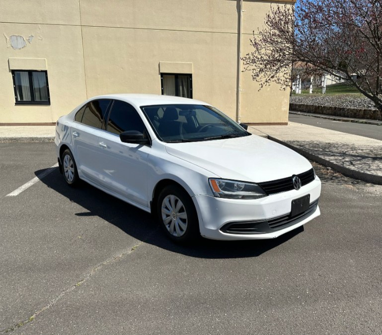 2014 Volkswagen Jetta Sedan 4dr Auto S, available for sale in Waterbury, Connecticut | WT Auto LLC. Waterbury, Connecticut