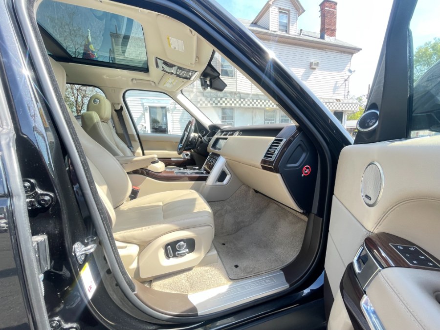 2017 Land Rover Range Rover V6 Supercharged HSE SWB, available for sale in Newark, New Jersey | Champion Auto Sales. Newark, New Jersey 2017 Land Rover Range Rover V6 Supercharged HSE SWB, available for sale in Newark, New Jersey | Champion Auto Sales. Newark, New Jersey