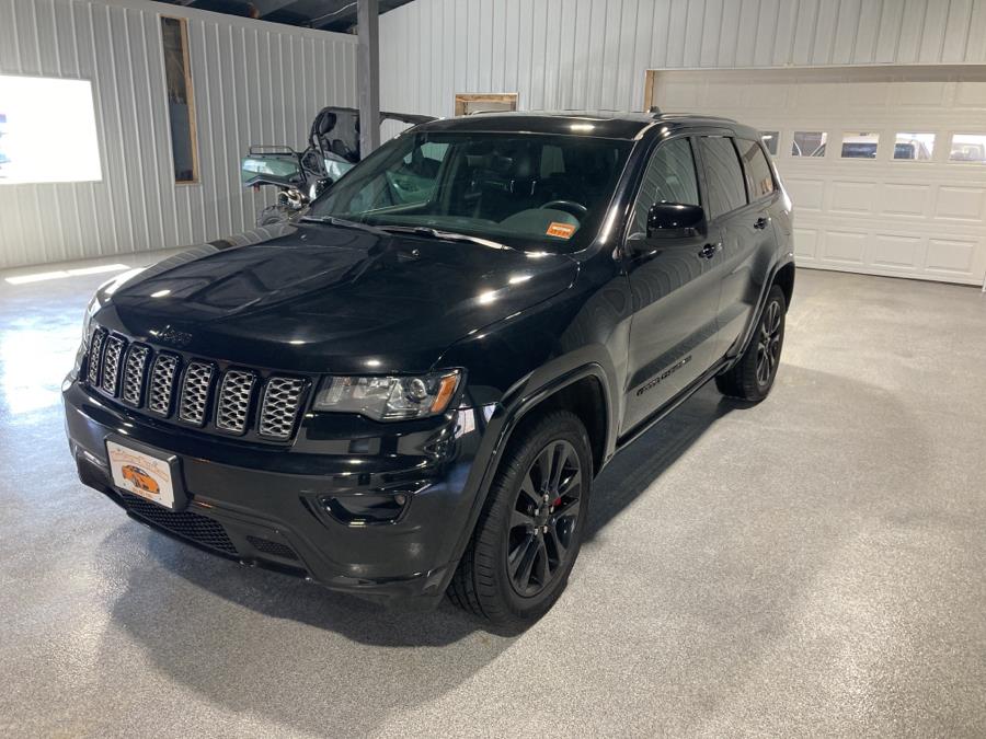 2017 Jeep Grand Cherokee Laredo 4x4, available for sale in Pittsfield, Maine | Maine Central Motors. Pittsfield, Maine 2017 Jeep Grand Cherokee Laredo 4x4, available for sale in Pittsfield, Maine | Maine Central Motors. Pittsfield, Maine