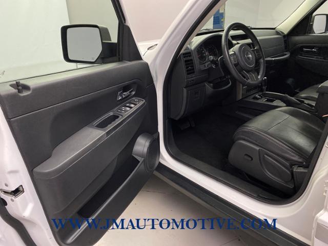2012 Jeep Liberty 4WD 4dr Sport Latitude, available for sale in Naugatuck, Connecticut | J&M Automotive Sls&Svc LLC. Naugatuck, Connecticut 2012 Jeep Liberty 4WD 4dr Sport Latitude, available for sale in Naugatuck, Connecticut | J&M Automotive Sls&Svc LLC. Naugatuck, Connecticut