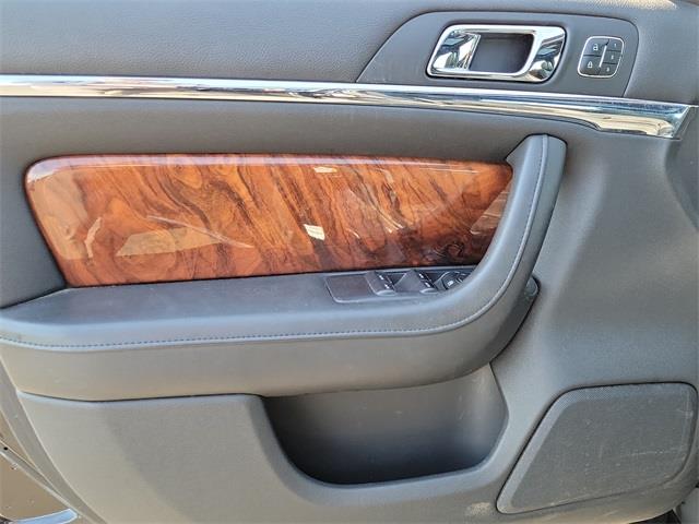 2013 Lincoln Mks EcoBoost, available for sale in Stratford, Connecticut | Wiz Leasing Inc. Stratford, Connecticut 2013 Lincoln Mks EcoBoost, available for sale in Stratford, Connecticut | Wiz Leasing Inc. Stratford, Connecticut