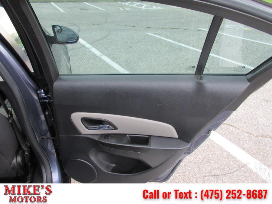 2013 Chevrolet Cruze 4dr Sdn Man LS, available for sale in Stratford, Connecticut | Mike's Motors LLC. Stratford, Connecticut 2013 Chevrolet Cruze 4dr Sdn Man LS, available for sale in Stratford, Connecticut | Mike's Motors LLC. Stratford, Connecticut
