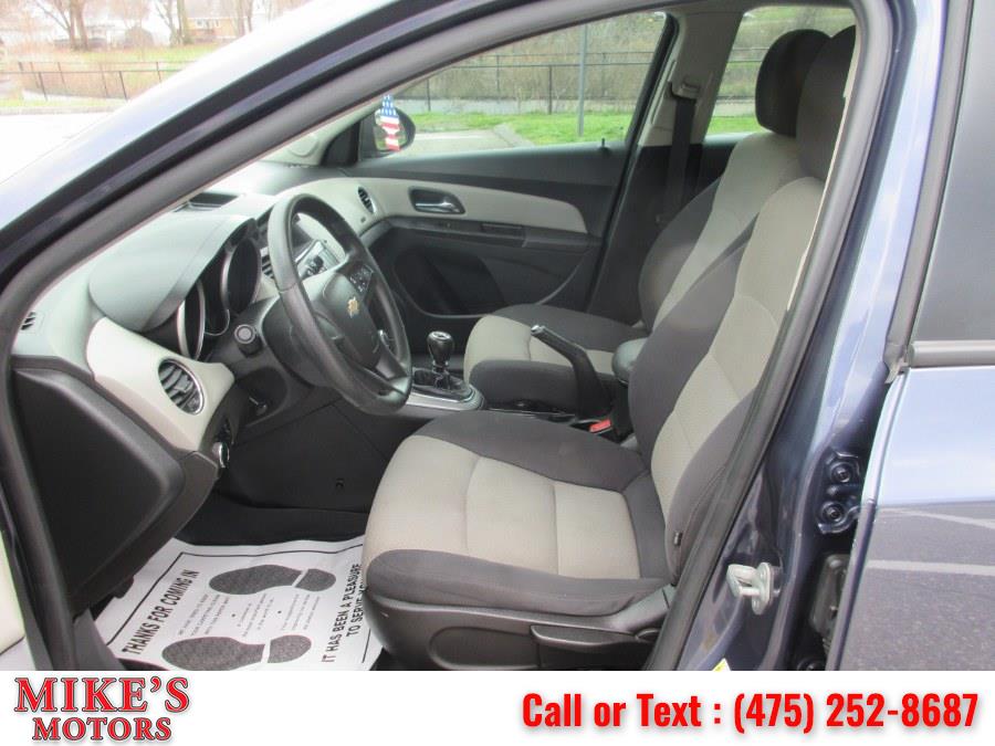 2013 Chevrolet Cruze 4dr Sdn Man LS, available for sale in Stratford, Connecticut | Mike's Motors LLC. Stratford, Connecticut 2013 Chevrolet Cruze 4dr Sdn Man LS, available for sale in Stratford, Connecticut | Mike's Motors LLC. Stratford, Connecticut