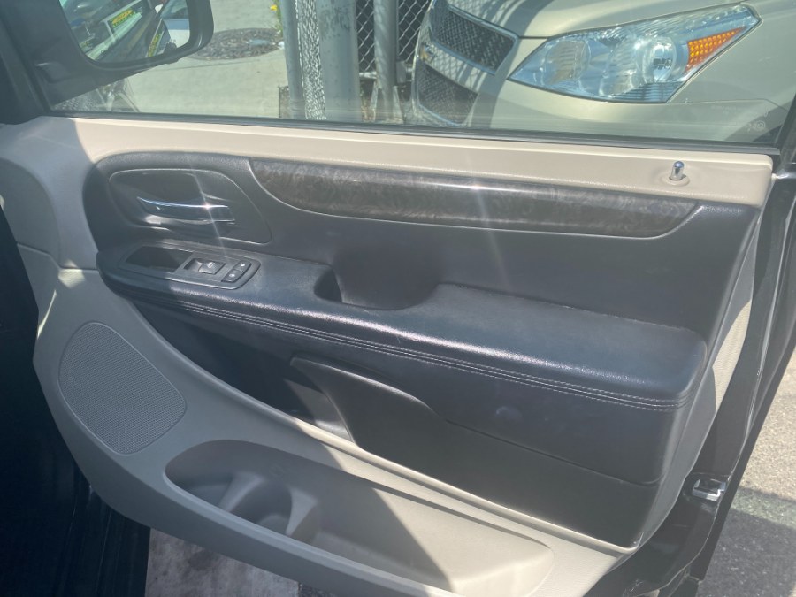 2012 Dodge Grand Caravan 4dr Wgn SE, available for sale in Middle Village, New York | Middle Village Motors . Middle Village, New York 2012 Dodge Grand Caravan 4dr Wgn SE, available for sale in Middle Village, New York | Middle Village Motors . Middle Village, New York
