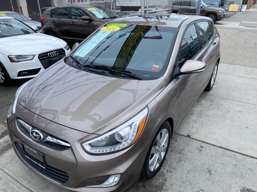 2014 Hyundai Accent 5dr HB Auto SE, available for sale in Middle Village, New York | Middle Village Motors . Middle Village, New York