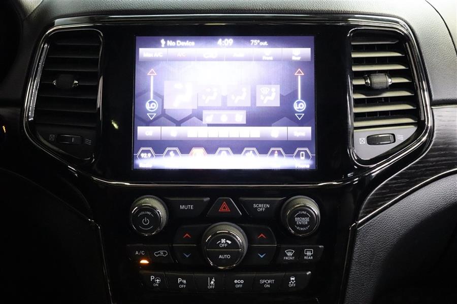 2019 Jeep Grand Cherokee OVERLAND, available for sale in Paterson, New Jersey | Fast Track Motors. Paterson, New Jersey 2019 Jeep Grand Cherokee OVERLAND, available for sale in Paterson, New Jersey | Fast Track Motors. Paterson, New Jersey