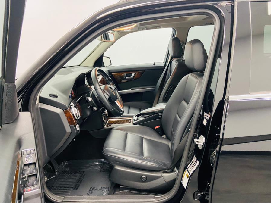 2015 Mercedes-Benz GLK-Class 4MATIC 4dr GLK350, available for sale in Linden, New Jersey | East Coast Auto Group. Linden, New Jersey 2015 Mercedes-Benz GLK-Class 4MATIC 4dr GLK350, available for sale in Linden, New Jersey | East Coast Auto Group. Linden, New Jersey