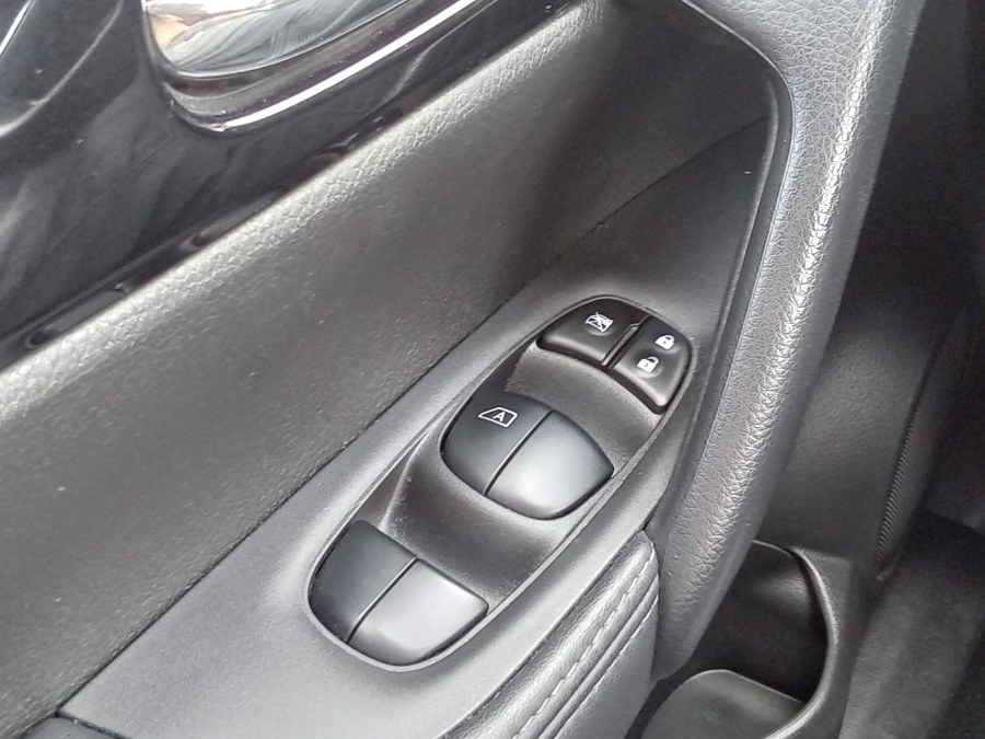 2021 Nissan Rogue Sport AWD SV, available for sale in Irvington, New Jersey | NJ Used Cars Center. Irvington, New Jersey 2021 Nissan Rogue Sport AWD SV, available for sale in Irvington, New Jersey | NJ Used Cars Center. Irvington, New Jersey