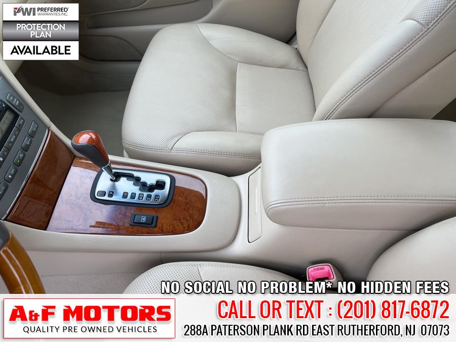 2005 Lexus ES 330 4dr Sdn, available for sale in East Rutherford, New Jersey | A&F Motors LLC. East Rutherford, New Jersey 2005 Lexus ES 330 4dr Sdn, available for sale in East Rutherford, New Jersey | A&F Motors LLC. East Rutherford, New Jersey