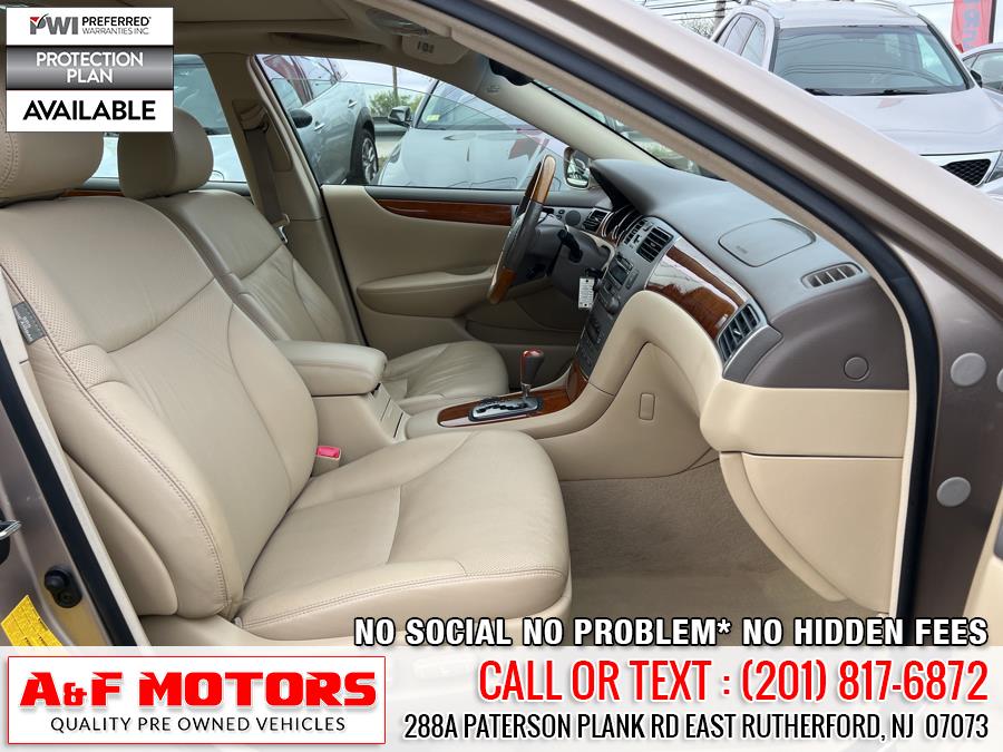 2005 Lexus ES 330 4dr Sdn, available for sale in East Rutherford, New Jersey | A&F Motors LLC. East Rutherford, New Jersey 2005 Lexus ES 330 4dr Sdn, available for sale in East Rutherford, New Jersey | A&F Motors LLC. East Rutherford, New Jersey