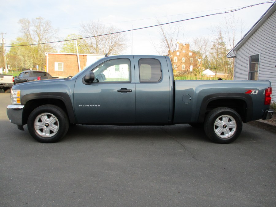 2013 Chevrolet Silverado 1500 4WD Ext Cab 143.5" LT, available for sale in Suffield, Connecticut | Suffield Auto Sales. Suffield, Connecticut 2013 Chevrolet Silverado 1500 4WD Ext Cab 143.5" LT, available for sale in Suffield, Connecticut | Suffield Auto Sales. Suffield, Connecticut