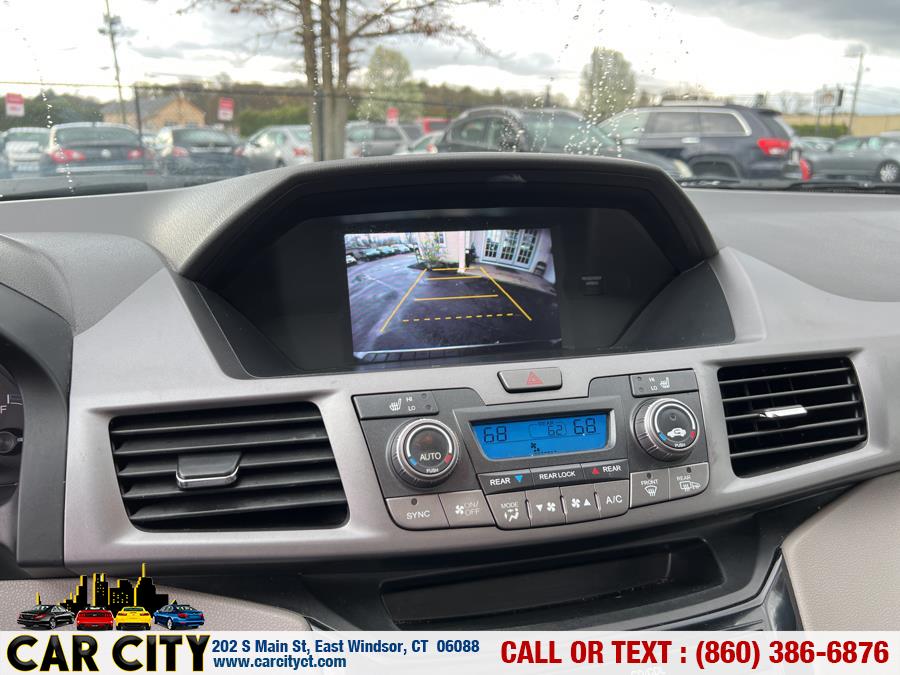 2013 Honda Odyssey 5dr EX-L, available for sale in East Windsor, Connecticut | Car City LLC. East Windsor, Connecticut 2013 Honda Odyssey 5dr EX-L, available for sale in East Windsor, Connecticut | Car City LLC. East Windsor, Connecticut