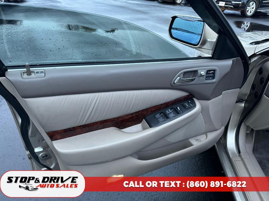 2003 Acura TL 4dr Sdn 3.2L, available for sale in East Windsor, Connecticut | Stop & Drive Auto Sales. East Windsor, Connecticut 2003 Acura TL 4dr Sdn 3.2L, available for sale in East Windsor, Connecticut | Stop & Drive Auto Sales. East Windsor, Connecticut