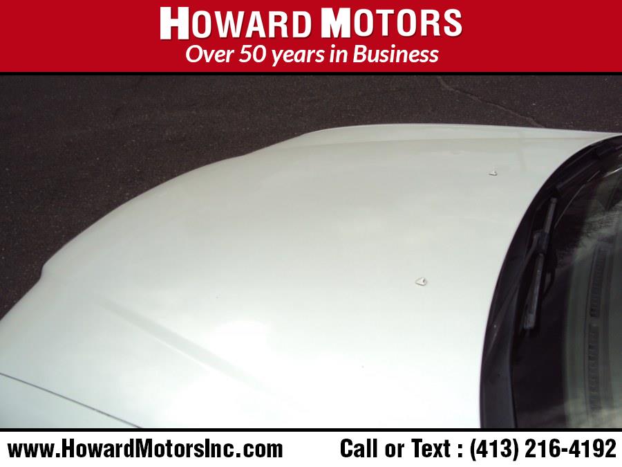 1998 Acura RL 4dr Sdn Base, available for sale in Springfield, Massachusetts | Howard Motors. Springfield, Massachusetts 1998 Acura RL 4dr Sdn Base, available for sale in Springfield, Massachusetts | Howard Motors. Springfield, Massachusetts