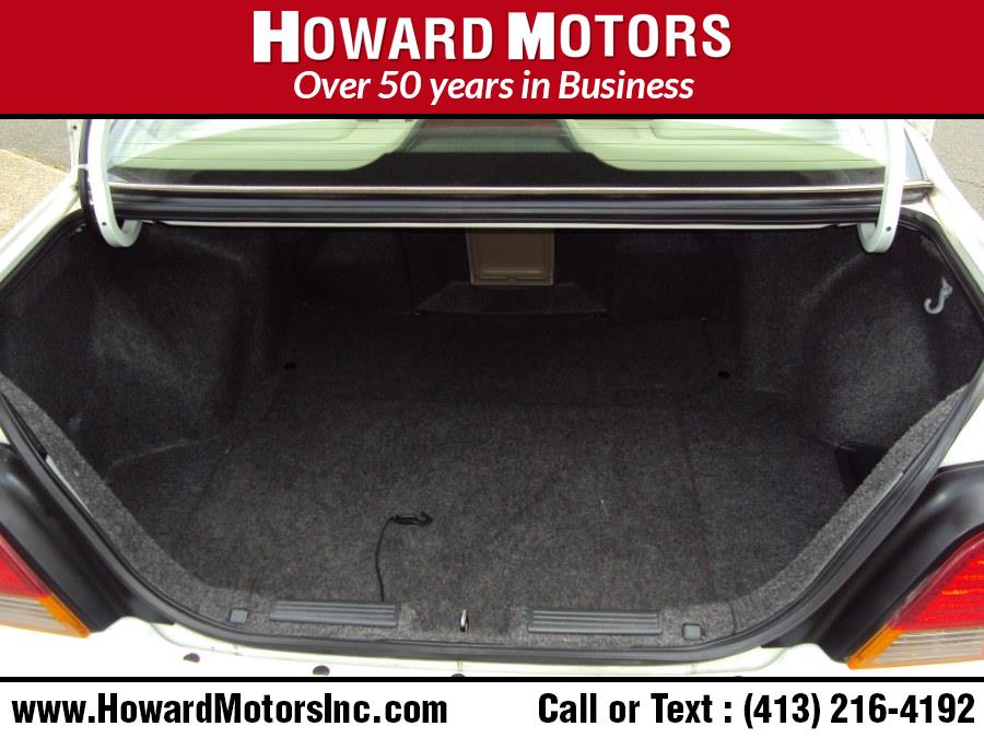 1998 Acura RL 4dr Sdn Base, available for sale in Springfield, Massachusetts | Howard Motors. Springfield, Massachusetts 1998 Acura RL 4dr Sdn Base, available for sale in Springfield, Massachusetts | Howard Motors. Springfield, Massachusetts