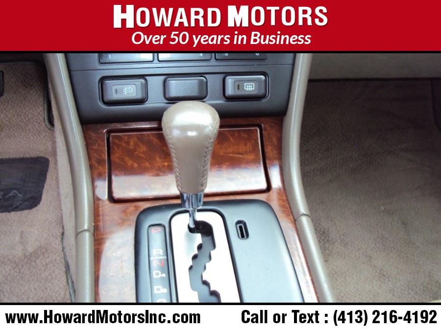 1998 Acura RL 4dr Sdn Base, available for sale in Springfield, Massachusetts | Howard Motors. Springfield, Massachusetts 1998 Acura RL 4dr Sdn Base, available for sale in Springfield, Massachusetts | Howard Motors. Springfield, Massachusetts
