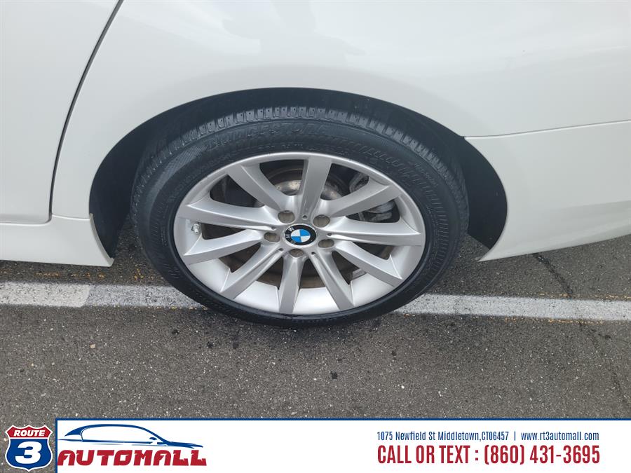 2014 BMW 5 Series 4dr Sdn 535i xDrive AWD, available for sale in Middletown, Connecticut | RT 3 AUTO MALL LLC. Middletown, Connecticut 2014 BMW 5 Series 4dr Sdn 535i xDrive AWD, available for sale in Middletown, Connecticut | RT 3 AUTO MALL LLC. Middletown, Connecticut