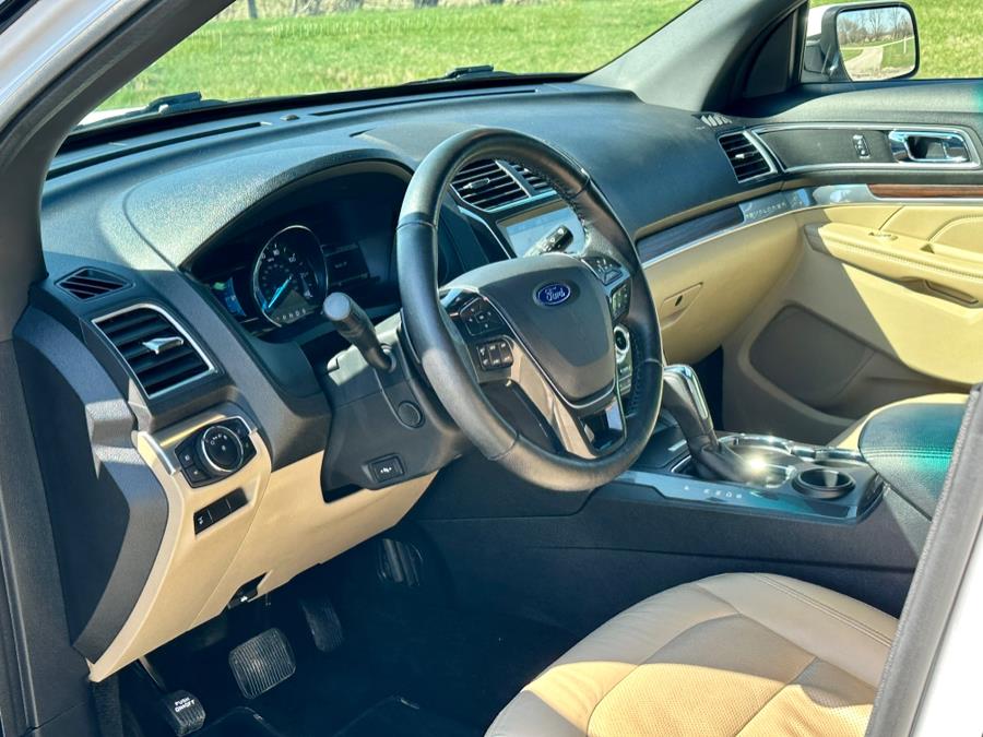 2017 Ford Explorer Limited FWD, available for sale in Darien, Wisconsin | Geneva Motor Cars. Darien, Wisconsin 2017 Ford Explorer Limited FWD, available for sale in Darien, Wisconsin | Geneva Motor Cars. Darien, Wisconsin