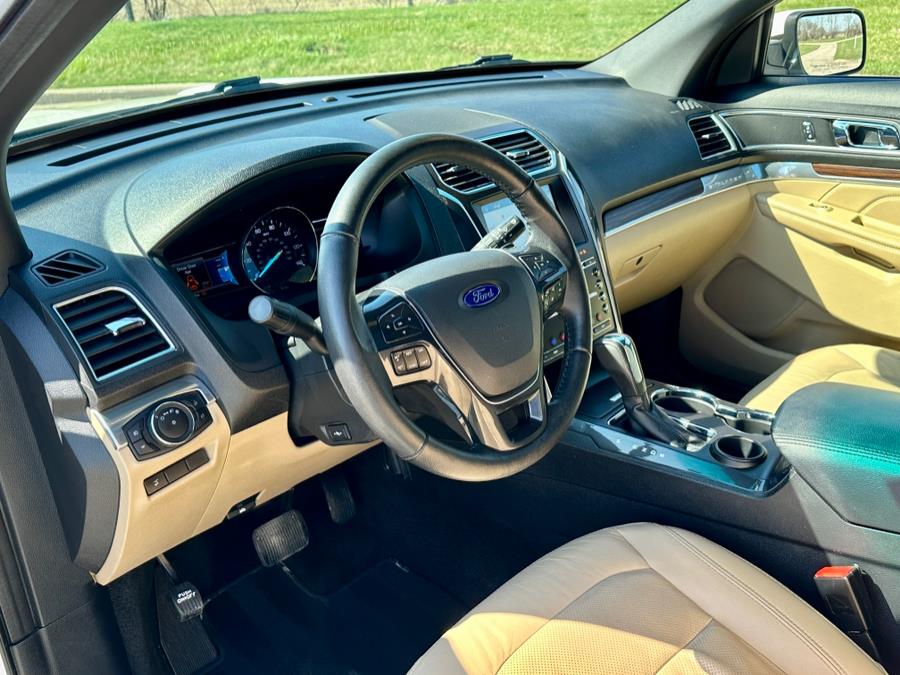 2017 Ford Explorer Limited FWD, available for sale in Darien, Wisconsin | Geneva Motor Cars. Darien, Wisconsin 2017 Ford Explorer Limited FWD, available for sale in Darien, Wisconsin | Geneva Motor Cars. Darien, Wisconsin
