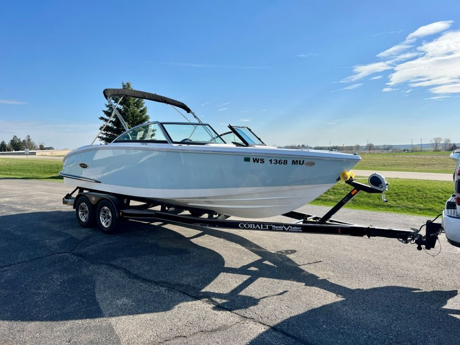 2018 Cobalt CS23 BOAT, available for sale in Darien, Wisconsin | Geneva Motor Cars. Darien, Wisconsin 2018 Cobalt CS23 BOAT, available for sale in Darien, Wisconsin | Geneva Motor Cars. Darien, Wisconsin