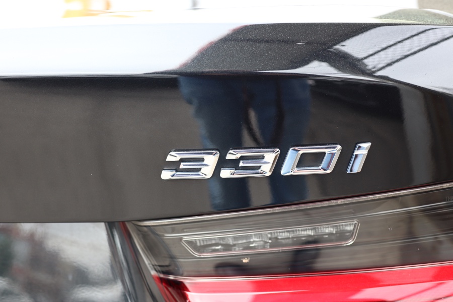 2019 BMW 3 Series 330i xDrive Sedan North America, available for sale in Jamaica, New York | Hillside Auto Mall Inc.. Jamaica, New York 2019 BMW 3 Series 330i xDrive Sedan North America, available for sale in Jamaica, New York | Hillside Auto Mall Inc.. Jamaica, New York