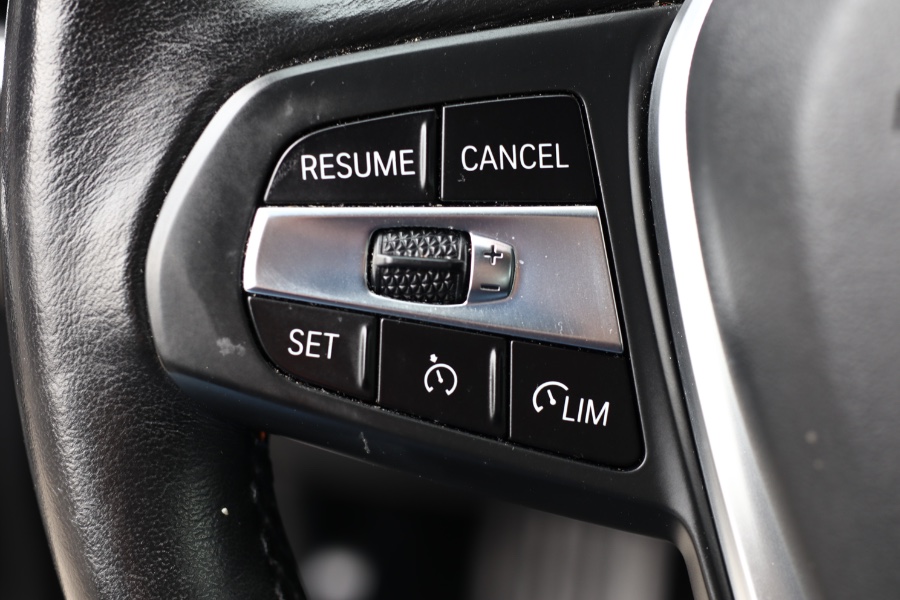 2019 BMW 3 Series 330i xDrive Sedan North America, available for sale in Jamaica, New York | Hillside Auto Mall Inc.. Jamaica, New York 2019 BMW 3 Series 330i xDrive Sedan North America, available for sale in Jamaica, New York | Hillside Auto Mall Inc.. Jamaica, New York