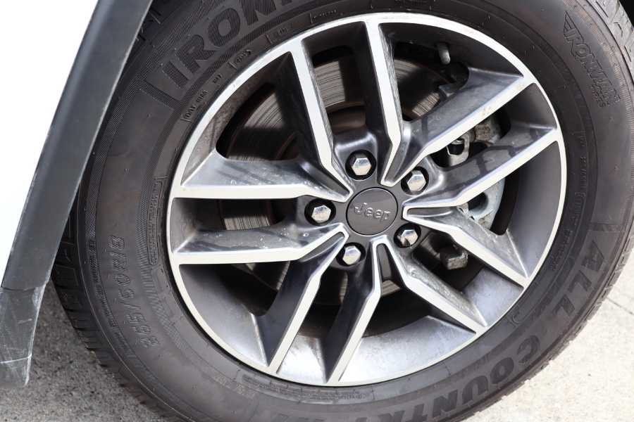 2021 Jeep Grand Cherokee Limited 4x2, available for sale in Jamaica, New York | Hillside Auto Mall Inc.. Jamaica, New York 2021 Jeep Grand Cherokee Limited 4x2, available for sale in Jamaica, New York | Hillside Auto Mall Inc.. Jamaica, New York