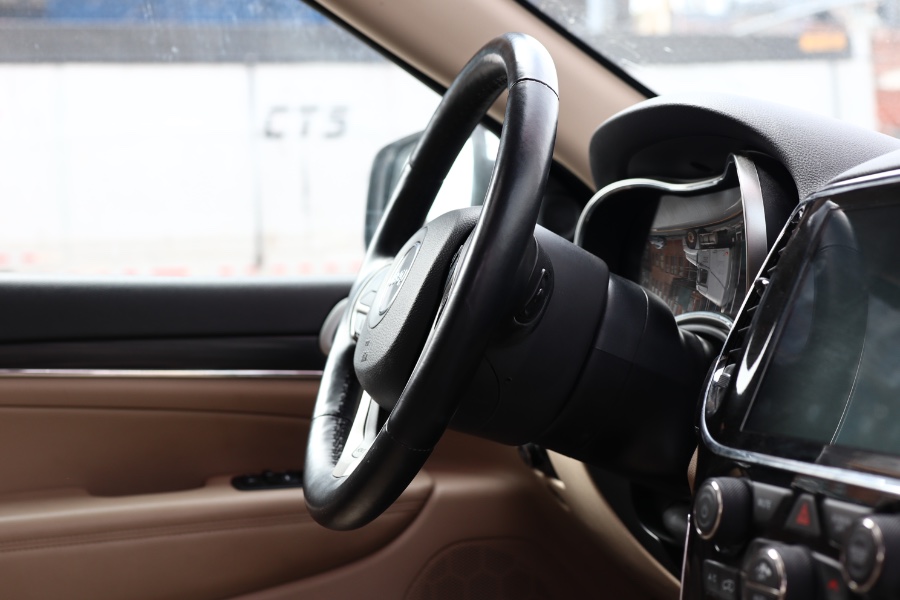 2021 Jeep Grand Cherokee Limited 4x2, available for sale in Jamaica, New York | Hillside Auto Mall Inc.. Jamaica, New York 2021 Jeep Grand Cherokee Limited 4x2, available for sale in Jamaica, New York | Hillside Auto Mall Inc.. Jamaica, New York