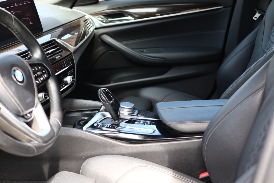2021 BMW 5 Series 530i Sedan, available for sale in Jamaica, New York | Hillside Auto Mall Inc.. Jamaica, New York 2021 BMW 5 Series 530i Sedan, available for sale in Jamaica, New York | Hillside Auto Mall Inc.. Jamaica, New York