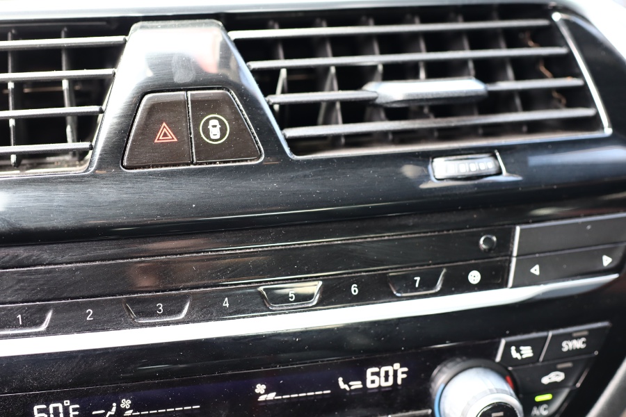 2021 BMW 5 Series 530i Sedan, available for sale in Jamaica, New York | Hillside Auto Mall Inc.. Jamaica, New York 2021 BMW 5 Series 530i Sedan, available for sale in Jamaica, New York | Hillside Auto Mall Inc.. Jamaica, New York
