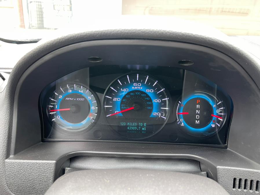2012 Ford Fusion 4dr Sdn SE FWD, available for sale in Copiague, New York | Great Deal Motors. Copiague, New York 2012 Ford Fusion 4dr Sdn SE FWD, available for sale in Copiague, New York | Great Deal Motors. Copiague, New York
