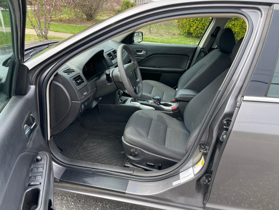 2012 Ford Fusion 4dr Sdn SE FWD, available for sale in Copiague, New York | Great Deal Motors. Copiague, New York 2012 Ford Fusion 4dr Sdn SE FWD, available for sale in Copiague, New York | Great Deal Motors. Copiague, New York