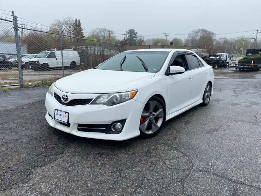 2014 Toyota Camry 4dr Sdn I4 Auto SE (Natl) *Ltd Avail*, available for sale in Milford, Connecticut | Dealertown Auto Wholesalers. Milford, Connecticut 2014 Toyota Camry 4dr Sdn I4 Auto SE (Natl) *Ltd Avail*, available for sale in Milford, Connecticut | Dealertown Auto Wholesalers. Milford, Connecticut