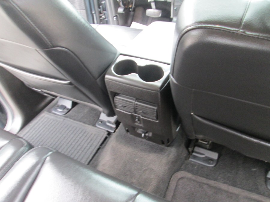 2010 Ford Explorer 4WD 4dr XLT, available for sale in Massapequa, New York | South Shore Auto Brokers & Sales. Massapequa, New York 2010 Ford Explorer 4WD 4dr XLT, available for sale in Massapequa, New York | South Shore Auto Brokers & Sales. Massapequa, New York