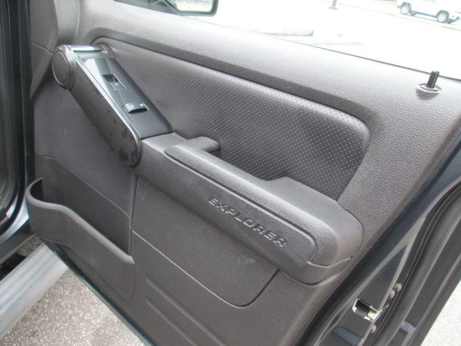 2010 Ford Explorer 4WD 4dr XLT, available for sale in Massapequa, New York | South Shore Auto Brokers & Sales. Massapequa, New York 2010 Ford Explorer 4WD 4dr XLT, available for sale in Massapequa, New York | South Shore Auto Brokers & Sales. Massapequa, New York