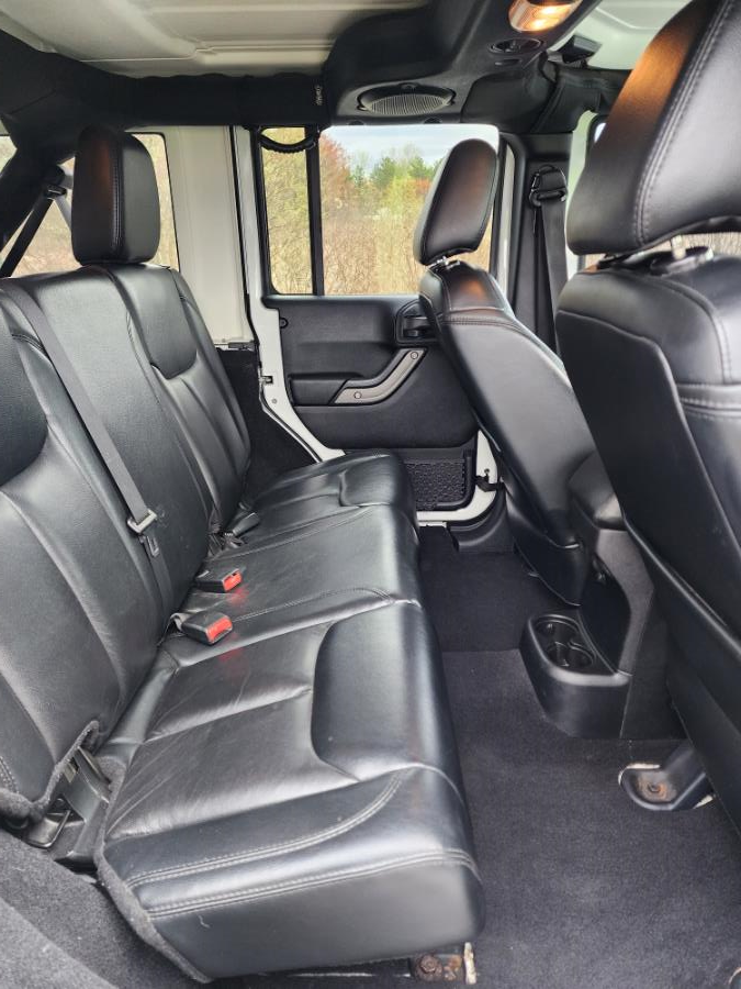 2013 Jeep Wrangler Unlimited 4WD 4dr Sahara, available for sale in Springfield, Massachusetts | Fast Lane Auto Sales & Service, Inc. . Springfield, Massachusetts 2013 Jeep Wrangler Unlimited 4WD 4dr Sahara, available for sale in Springfield, Massachusetts | Fast Lane Auto Sales & Service, Inc. . Springfield, Massachusetts