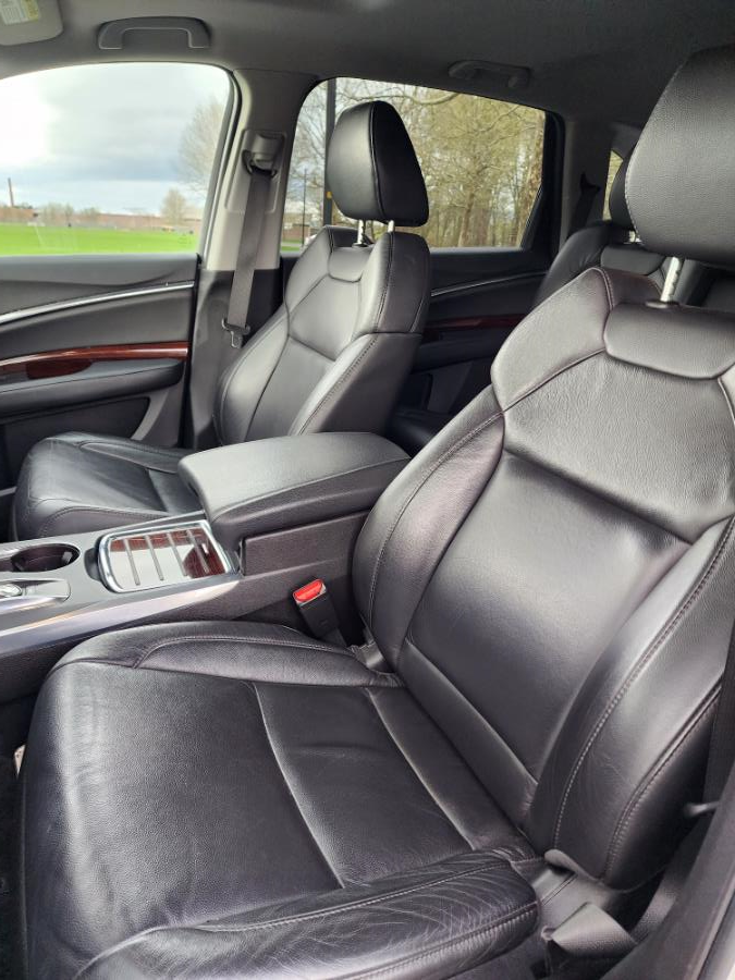 2016 Acura MDX SH-AWD 4dr w/Tech/AcuraWatch Plus, available for sale in Springfield, Massachusetts | Fast Lane Auto Sales & Service, Inc. . Springfield, Massachusetts 2016 Acura MDX SH-AWD 4dr w/Tech/AcuraWatch Plus, available for sale in Springfield, Massachusetts | Fast Lane Auto Sales & Service, Inc. . Springfield, Massachusetts
